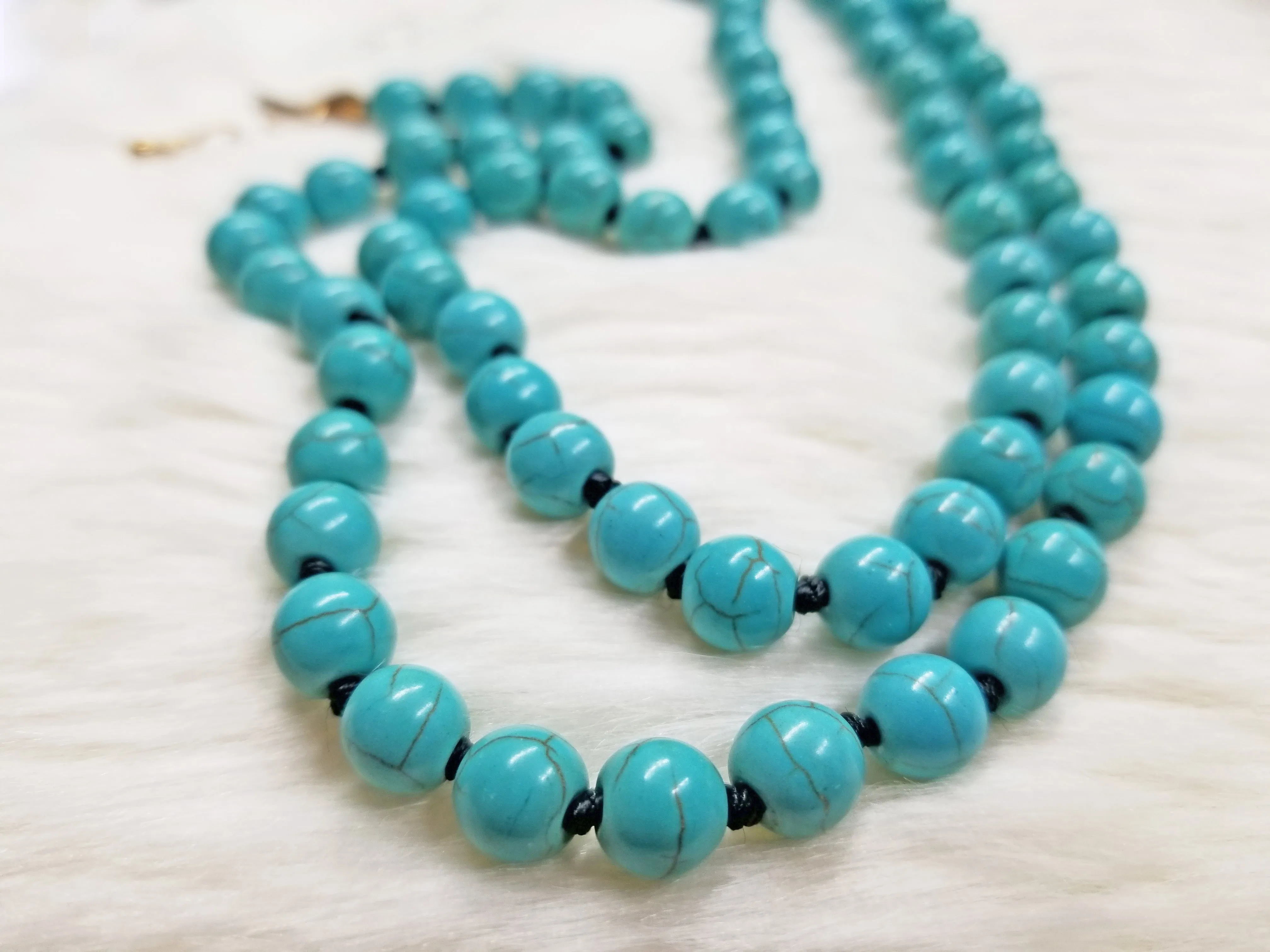 BEADED TURQUOISE NECKLACE WITH TASSEL