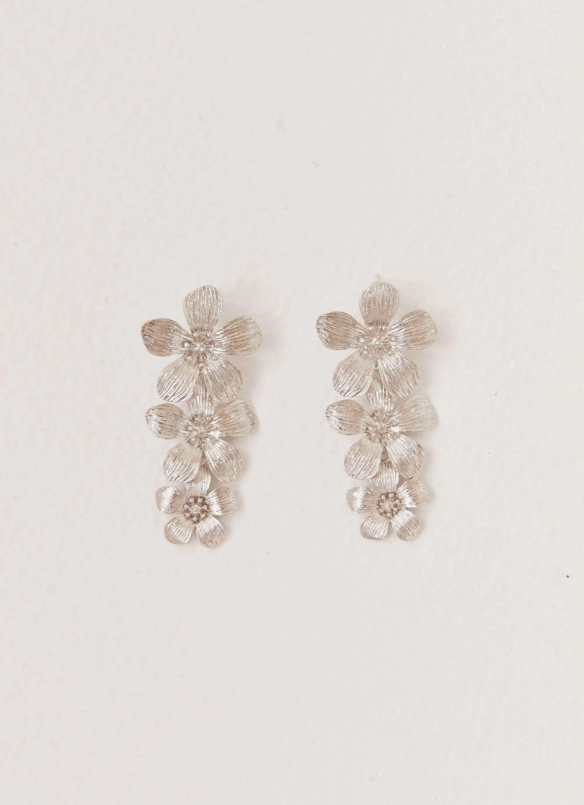 Cadie Flower Earrings - Silver