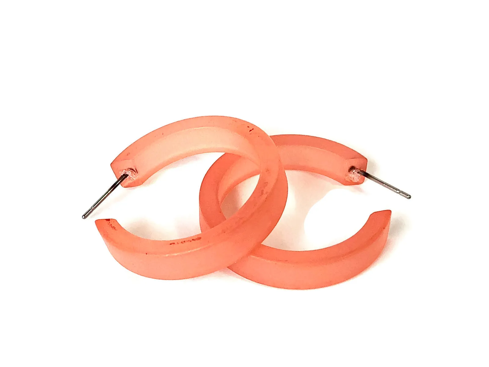 Coral Frosted Small Classic Hoop Earrings