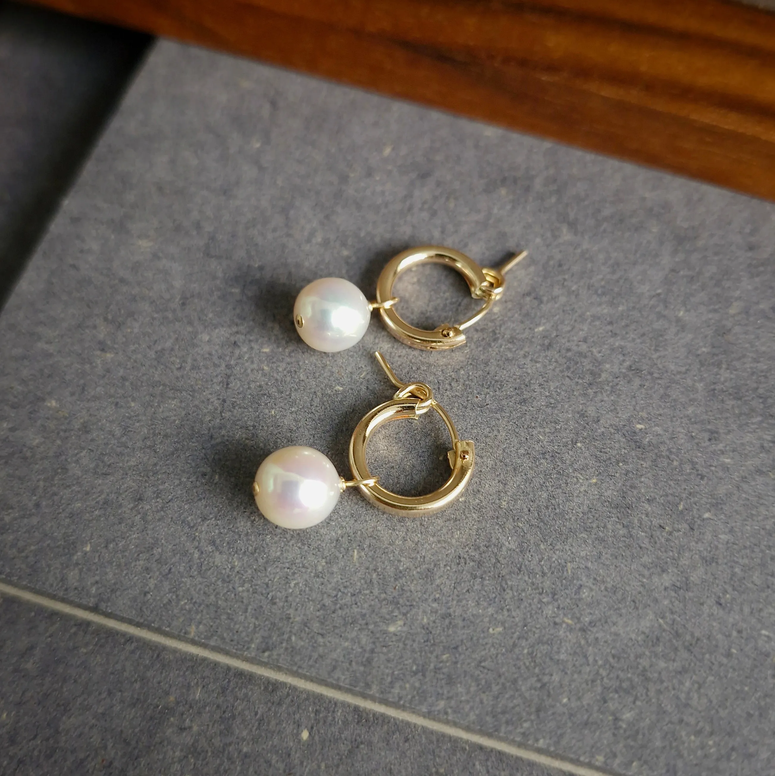 Freshwater Pearl Leverback Hoop Earrings / 14k Gold-filled #2