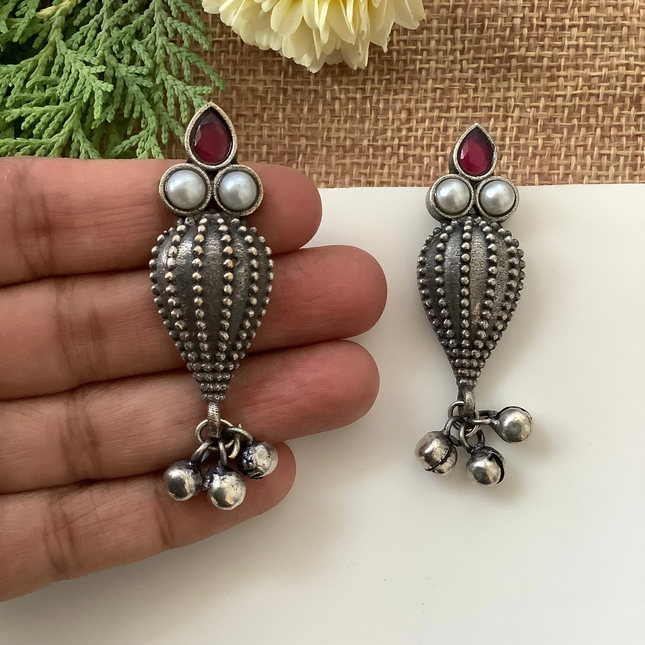 Salvanity German Silver Sea Shell earrings Red Stone and Pearl