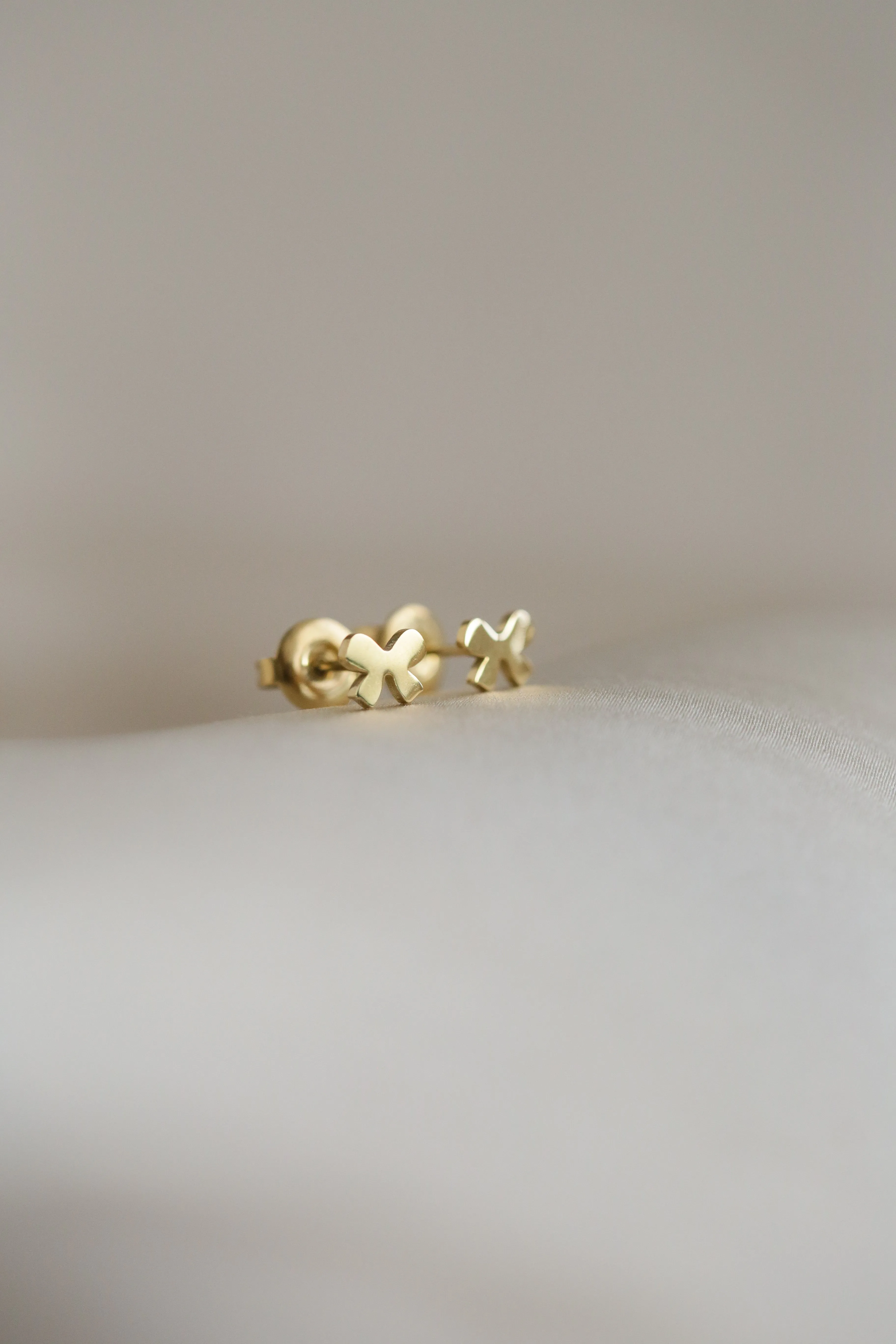 The Heart - Bow Studs